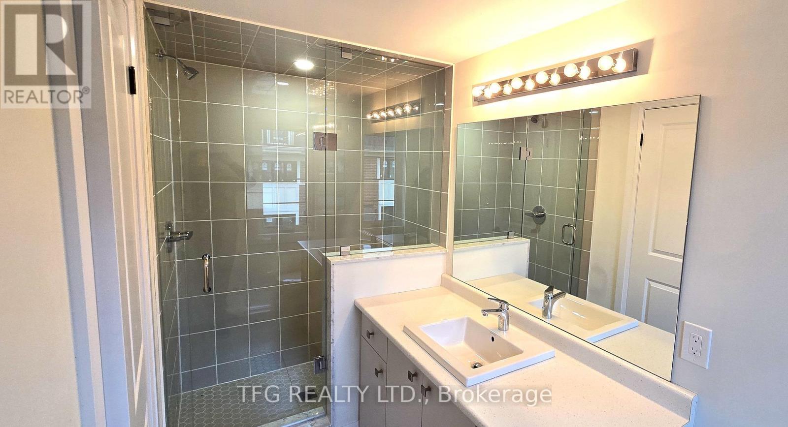 9 - 35 Marret Lane, Clarington (Newcastle), Ontario  L1B 1J2 - Photo 10 - E12576902