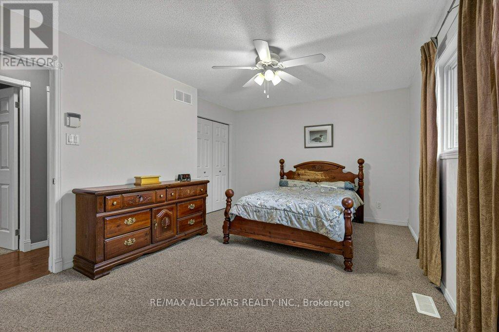 11 Grandview Drive, Kawartha Lakes (Omemee), Ontario  K0L 2W0 - Photo 16 - X12578112