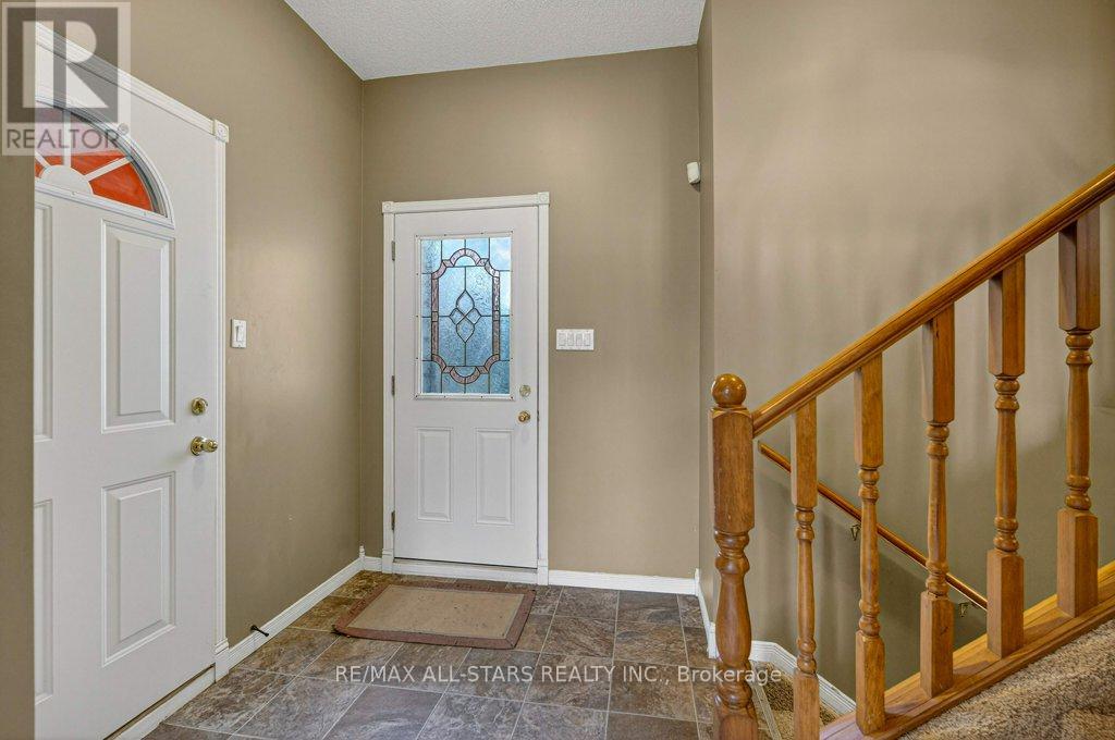 11 Grandview Drive, Kawartha Lakes (Omemee), Ontario  K0L 2W0 - Photo 28 - X12578112