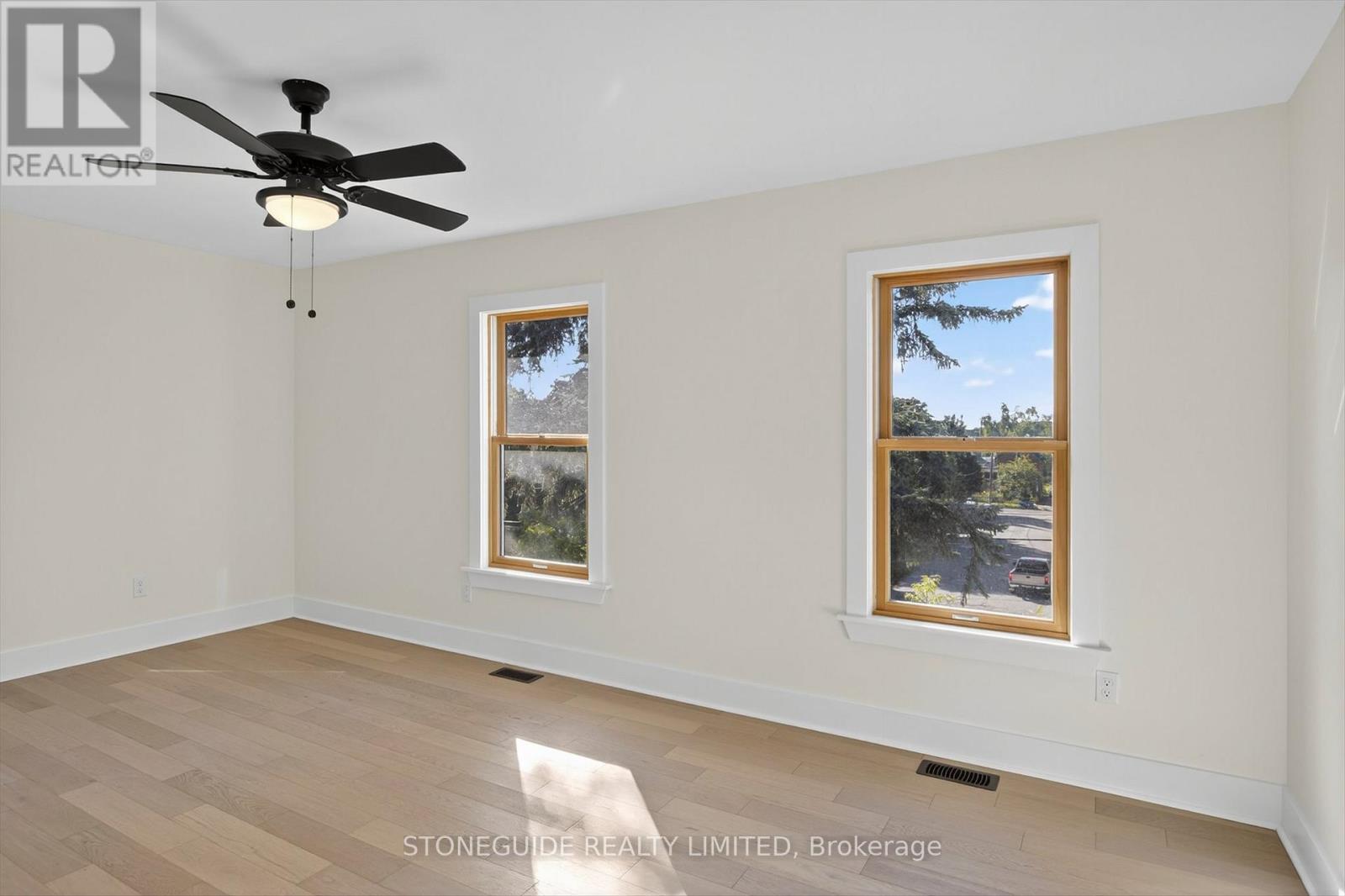 550 Bolivar Street, Peterborough (Town Ward 3), Ontario  K9J 4R8 - Photo 21 - X12578140