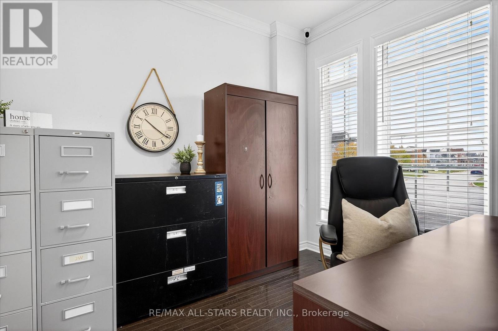 33 Deacon Crescent, Kawartha Lakes (Lindsay), Ontario  K9V 1C3 - Photo 23 - X12578318