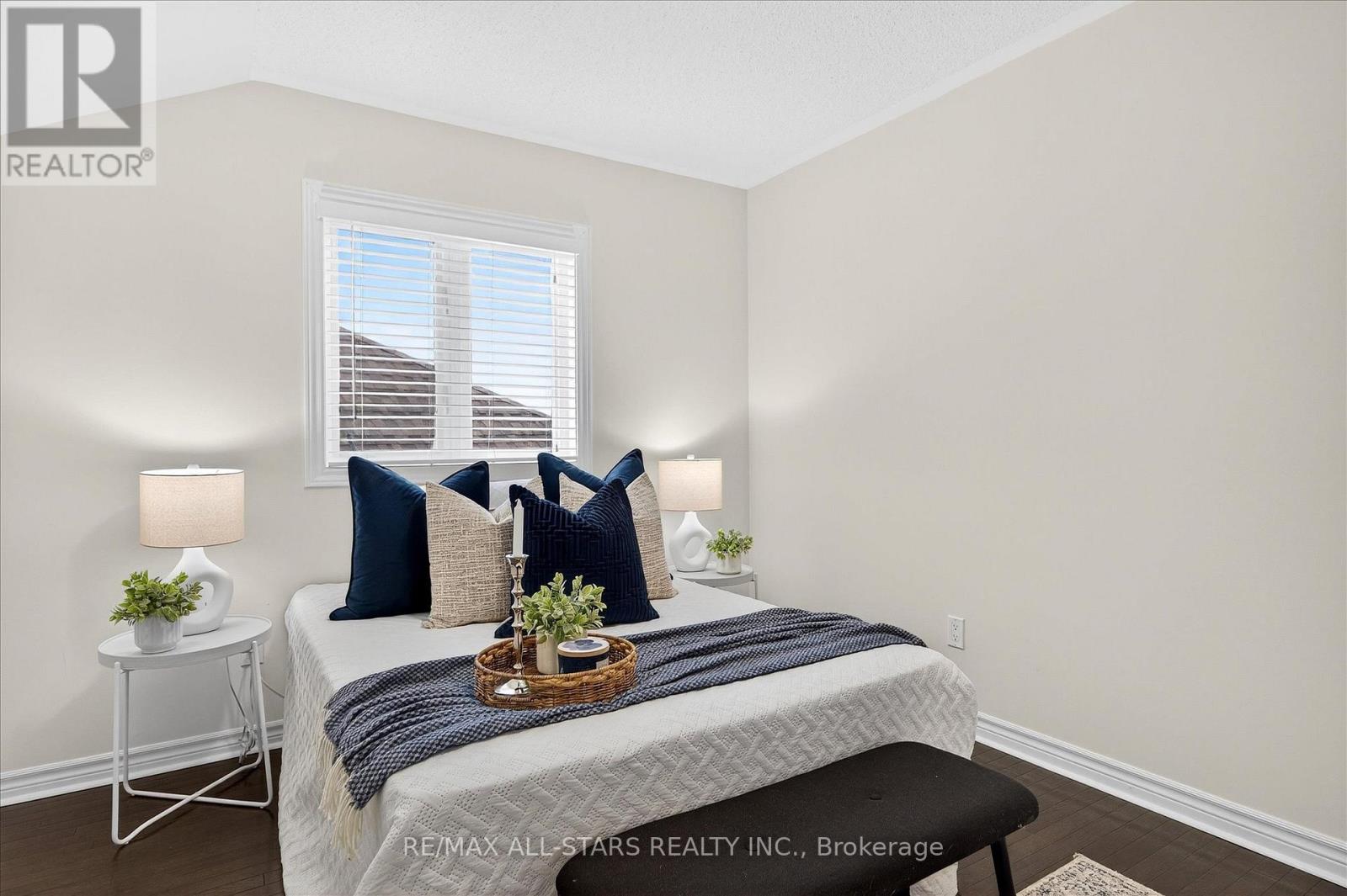 33 Deacon Crescent, Kawartha Lakes (Lindsay), Ontario  K9V 1C3 - Photo 31 - X12578318