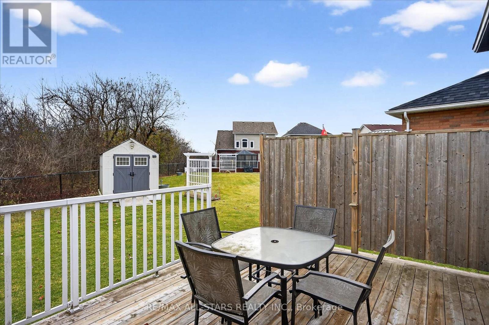 33 Deacon Crescent, Kawartha Lakes (Lindsay), Ontario  K9V 1C3 - Photo 36 - X12578318