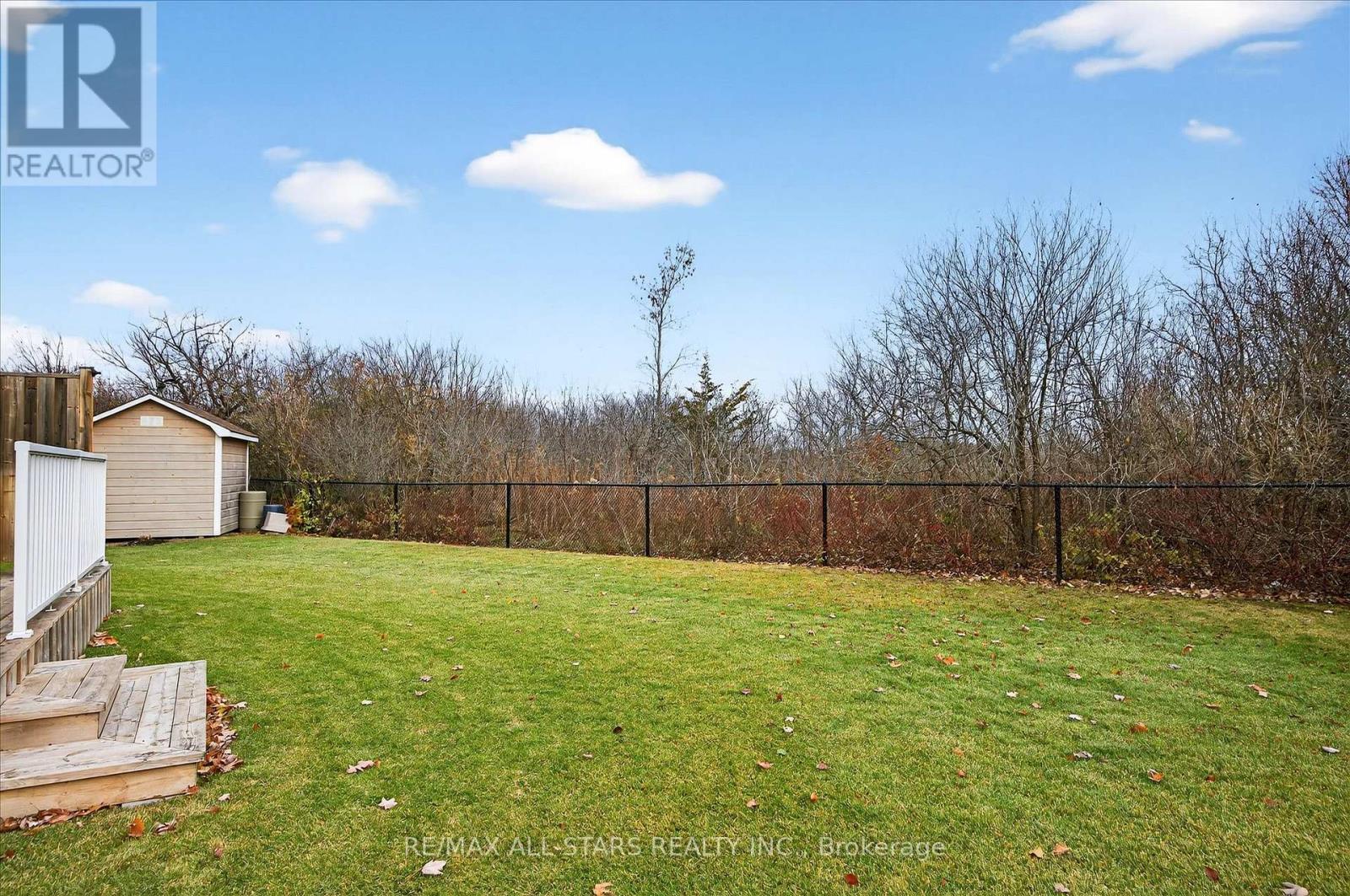 33 Deacon Crescent, Kawartha Lakes (Lindsay), Ontario  K9V 1C3 - Photo 37 - X12578318