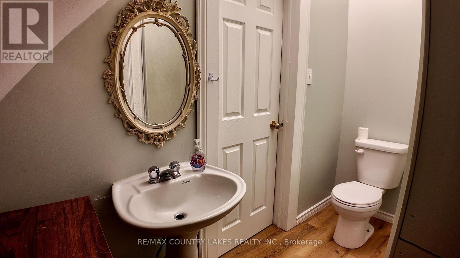 7 Melbourne Street E, Kawartha Lakes (Lindsay), Ontario  K9V 1X2 - Photo 29 - X12578474