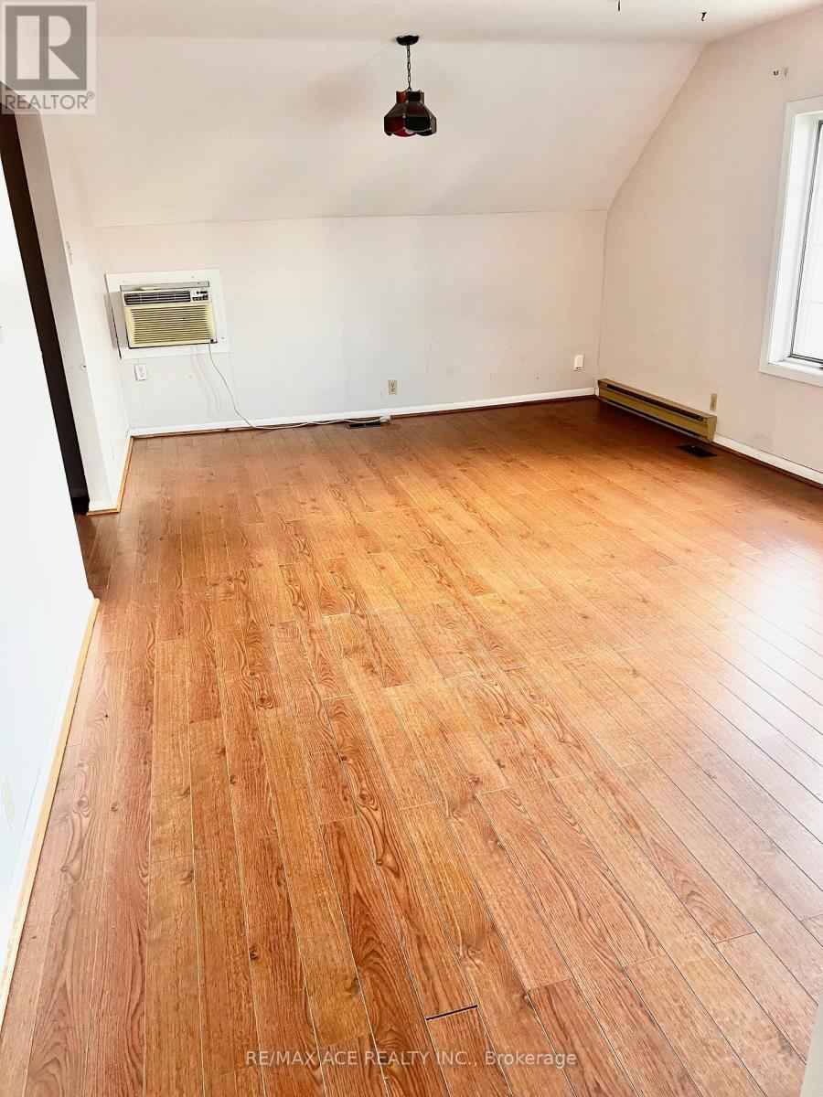 3 Hastings Street N, Bancroft (Bancroft Ward), Ontario  K0L 1C0 - Photo 10 - X12578494