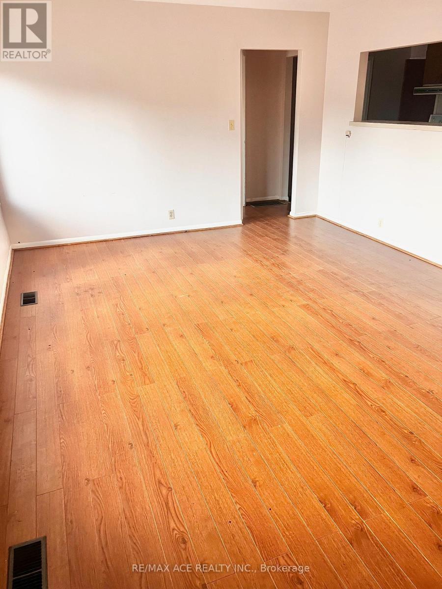 3 Hastings Street N, Bancroft (Bancroft Ward), Ontario  K0L 1C0 - Photo 9 - X12578494