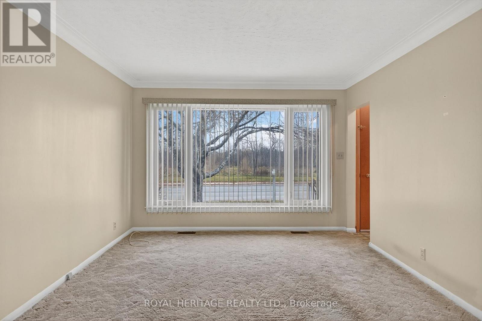 59 Colborne Street E, Kawartha Lakes (Lindsay), Ontario  K9V 1K6 - Photo 12 - X12578772