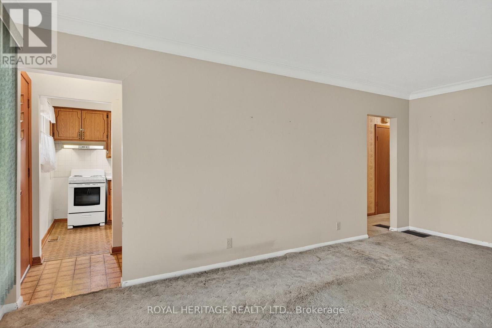 59 Colborne Street E, Kawartha Lakes (Lindsay), Ontario  K9V 1K6 - Photo 13 - X12578772