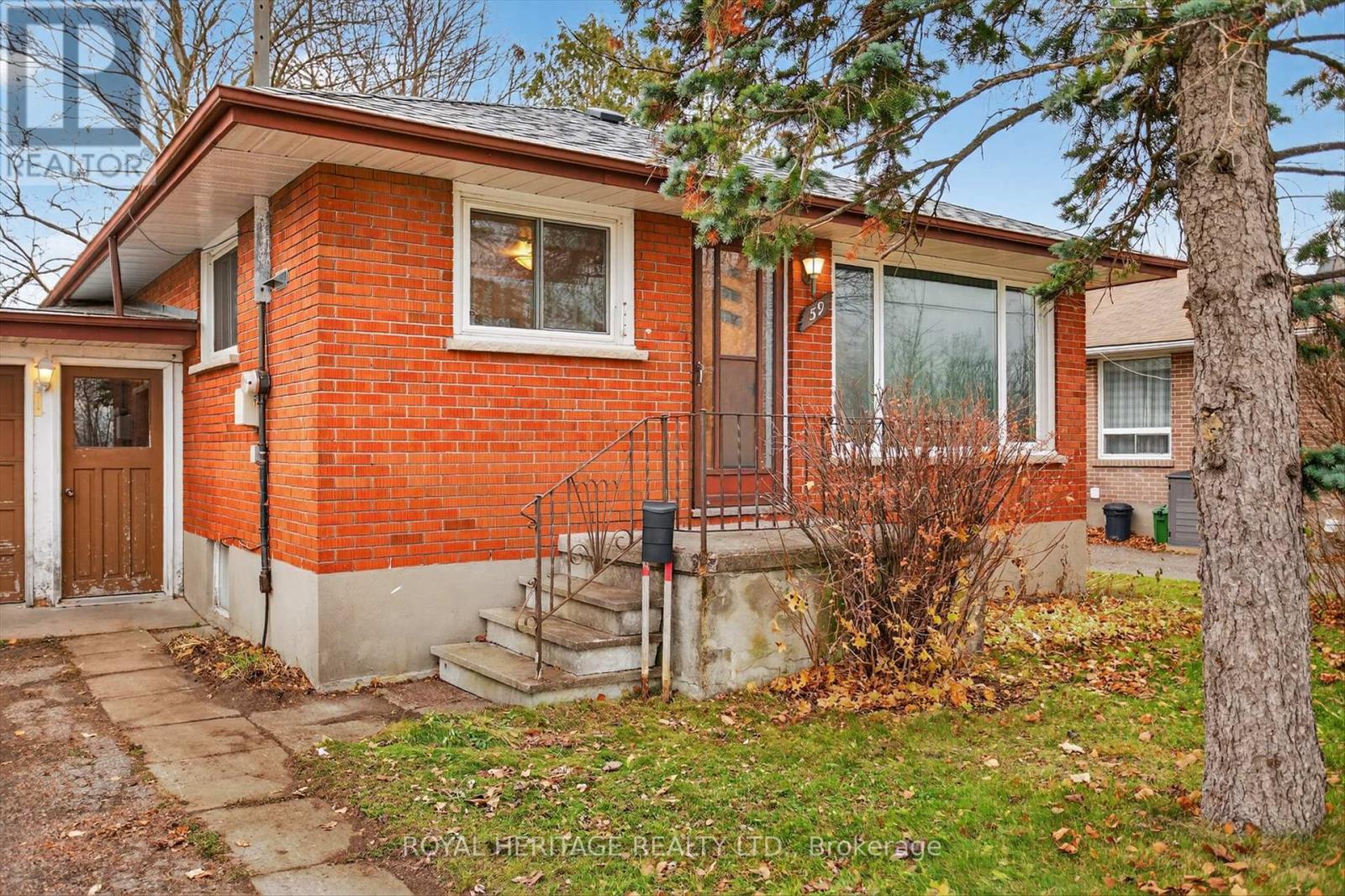 59 Colborne Street E, Kawartha Lakes (Lindsay), Ontario  K9V 1K6 - Photo 5 - X12578772