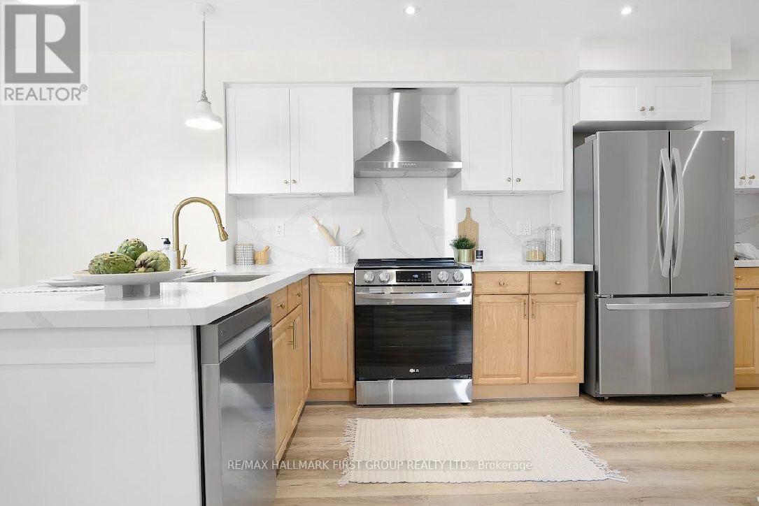 2 Sylvia Court, Clarington (Newcastle), Ontario  L1B 1J4 - Photo 3 - E12578798