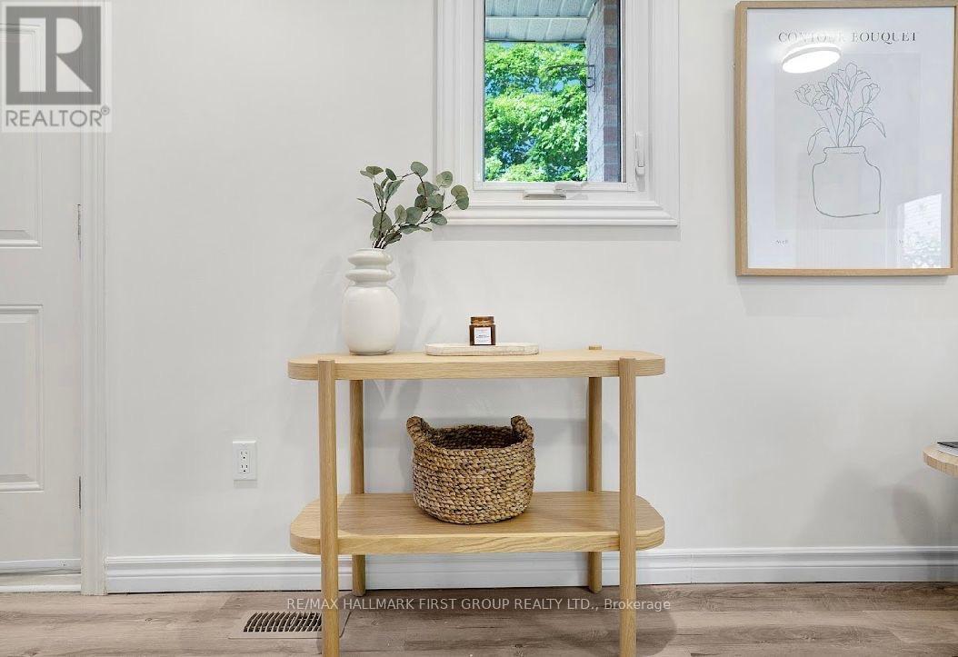 2 Sylvia Court, Clarington (Newcastle), Ontario  L1B 1J4 - Photo 7 - E12578798