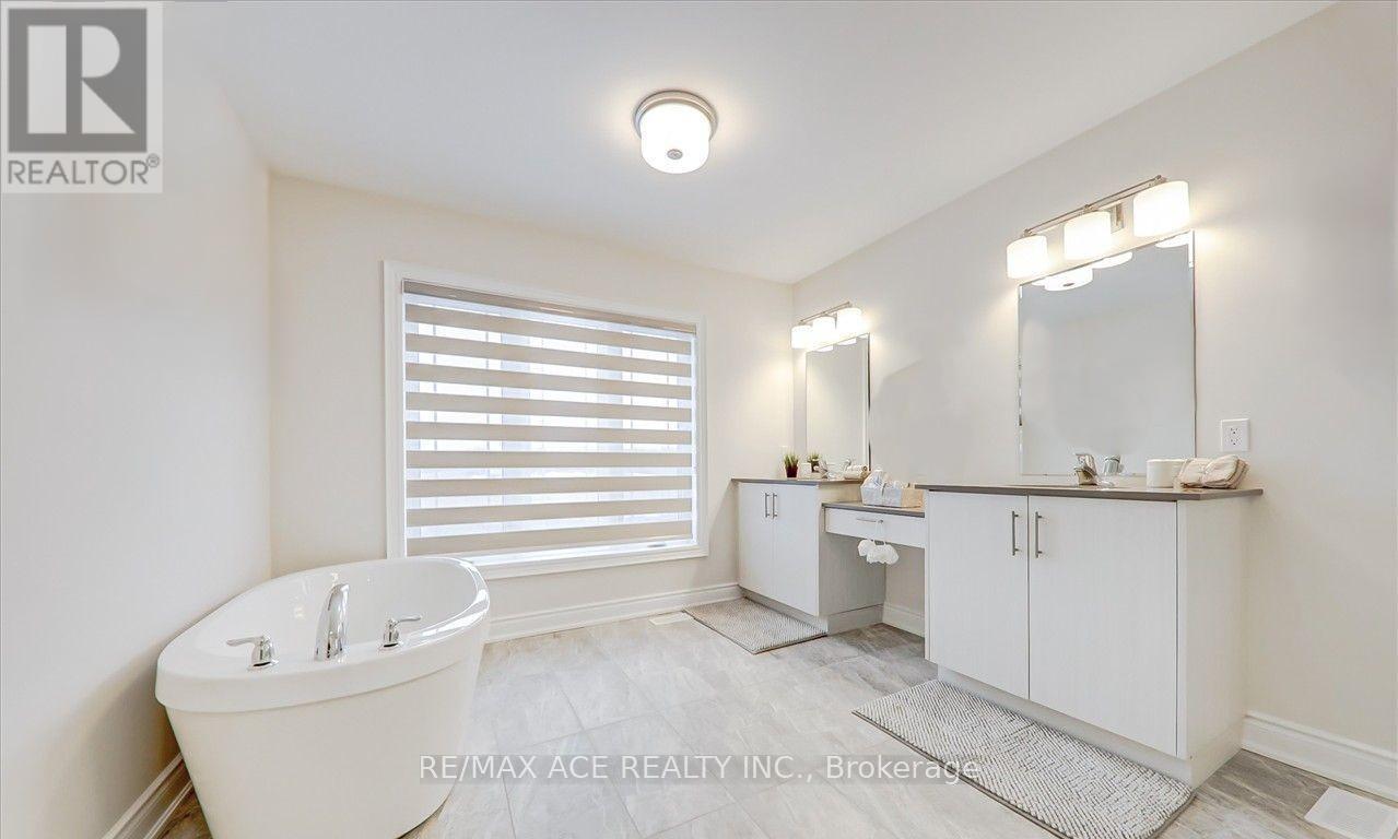 350 Cullen Trail, Peterborough (Northcrest Ward 5), Ontario  K9H 0J9 - Photo 11 - X12578562