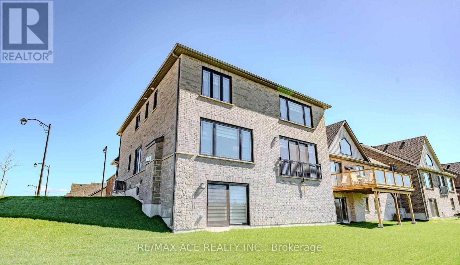 350 Cullen Trail, Peterborough (Northcrest Ward 5), Ontario  K9H 0J9 - Photo 14 - X12578562