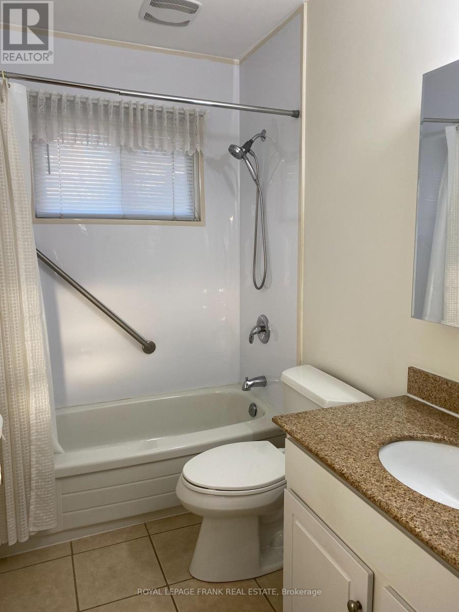 423 Armour Road, Peterborough (Ashburnham Ward 4), Ontario  K9H 1Y7 - Photo 13 - X12578972