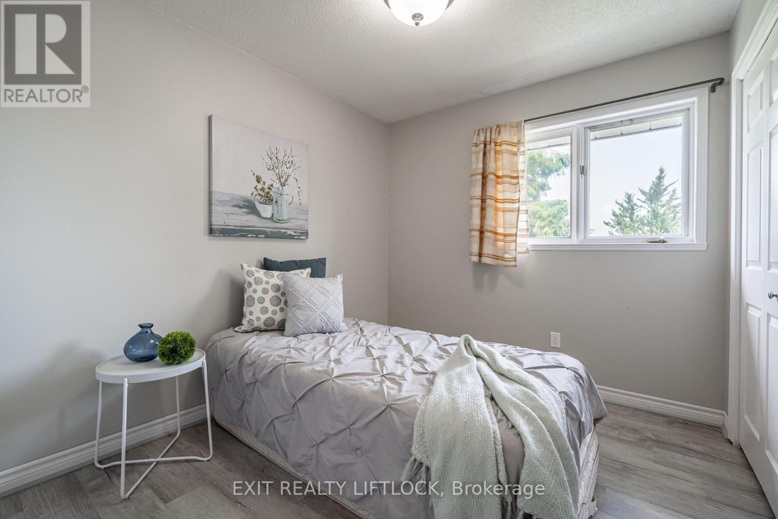 1220 Tara Road, Selwyn, Ontario  K0L 1T0 - Photo 17 - X12579026