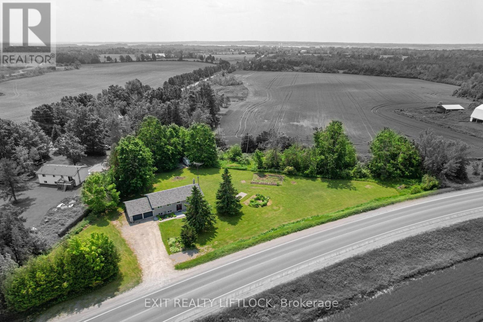 1220 Tara Road, Selwyn, Ontario  K0L 1T0 - Photo 32 - X12579026