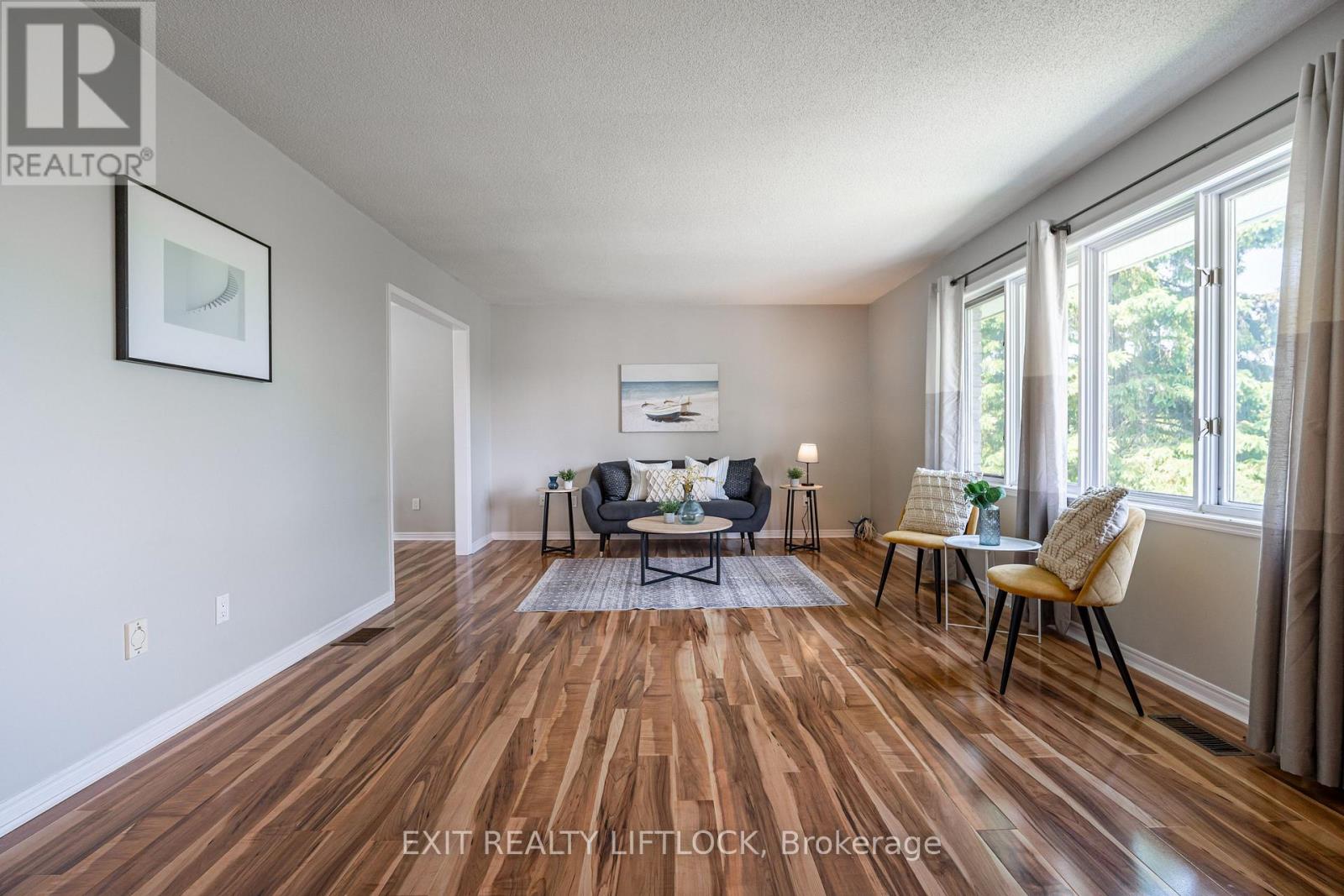 1220 Tara Road, Selwyn, Ontario  K0L 1T0 - Photo 5 - X12579026