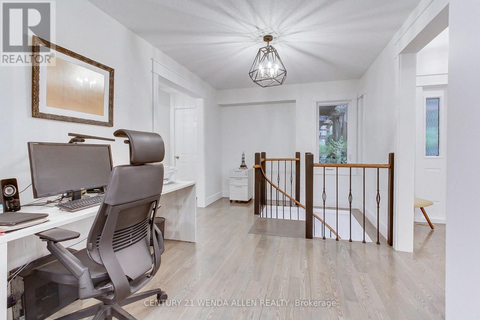 24 Maple Grove Road, Kawartha Lakes (Lindsay), Ontario  K9V 4R6 - Photo 12 - X12579022