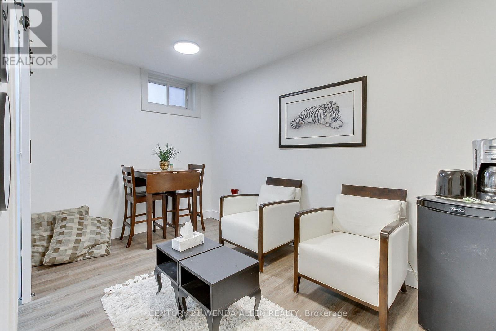 24 Maple Grove Road, Kawartha Lakes (Lindsay), Ontario  K9V 4R6 - Photo 23 - X12579022