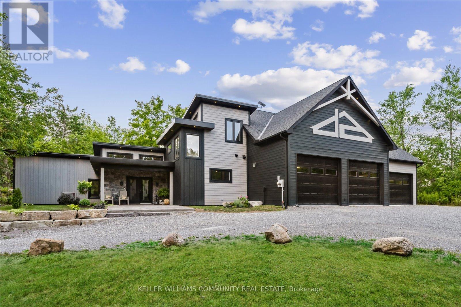 33 Laplantes Road, Trent Lakes, Ontario  K0L 1J0 - Photo 2 - X12579286