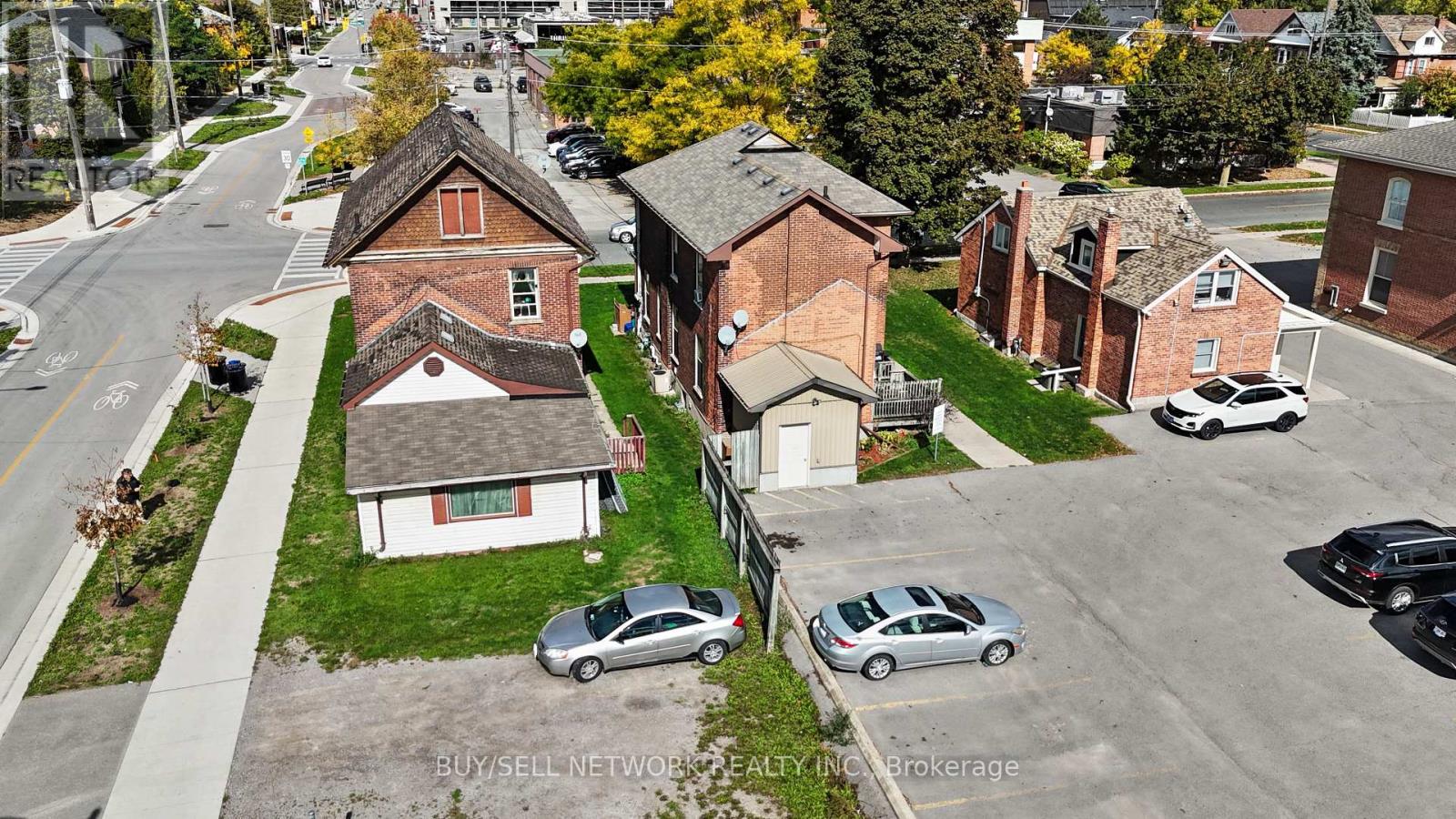 257 Dalhousie Street, Peterborough (Town Ward 3), Ontario  K9J 2M3 - Photo 3 - X12579340