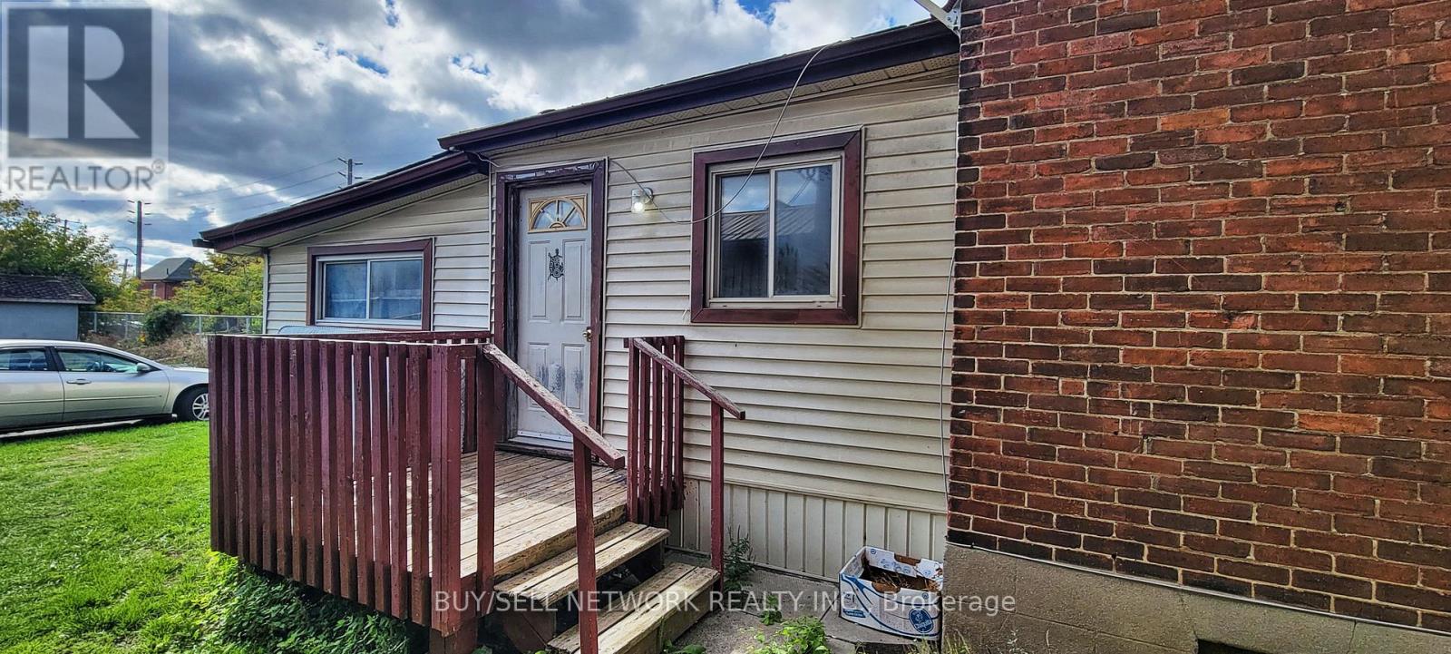 257 Dalhousie Street, Peterborough (Town Ward 3), Ontario  K9J 2M3 - Photo 4 - X12579340