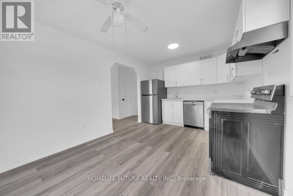 Upper - 453 Crystal Drive, Peterborough (Ashburnham Ward 4), Ontario  K9J 8L3 - Photo 12 - X12579216