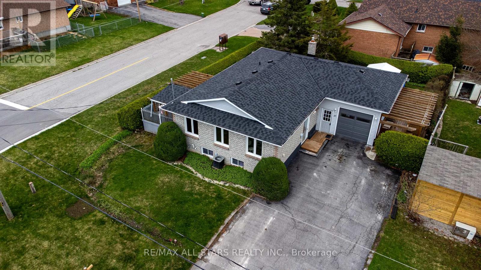 27 Hillside Drive, Kawartha Lakes (Lindsay), Ontario  K9V 1A3 - Photo 33 - X12580142