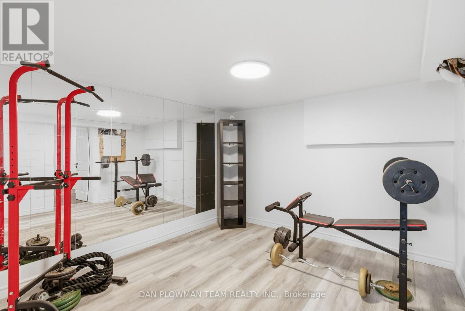 7 Oliver Court, Kawartha Lakes (Lindsay), Ontario  K9V 5V9 - Photo 41 - X12580132