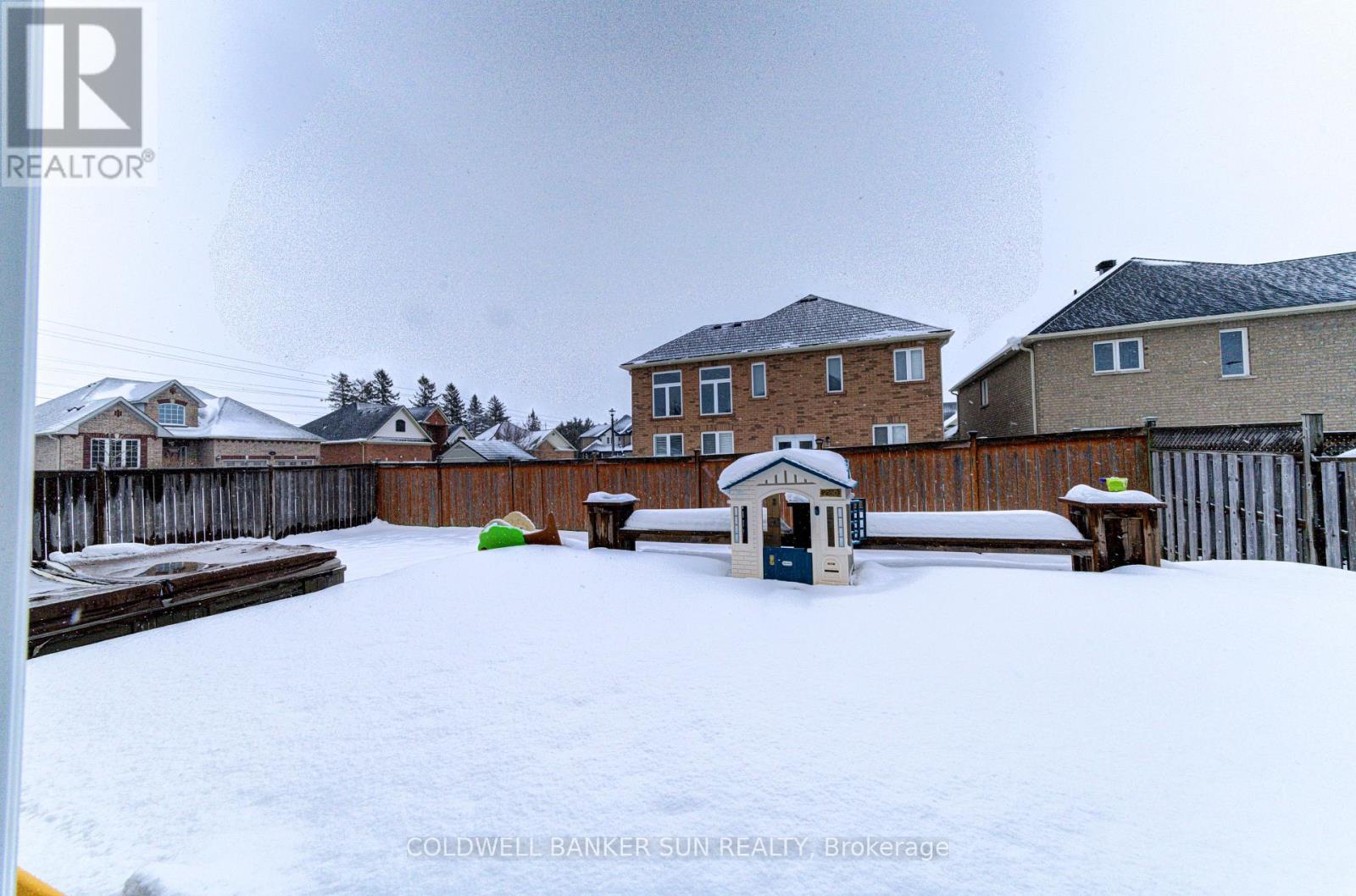 33 Ellis Crescent, Kawartha Lakes (Lindsay), Ontario  K9V 0A5 - Photo 44 - X12580762