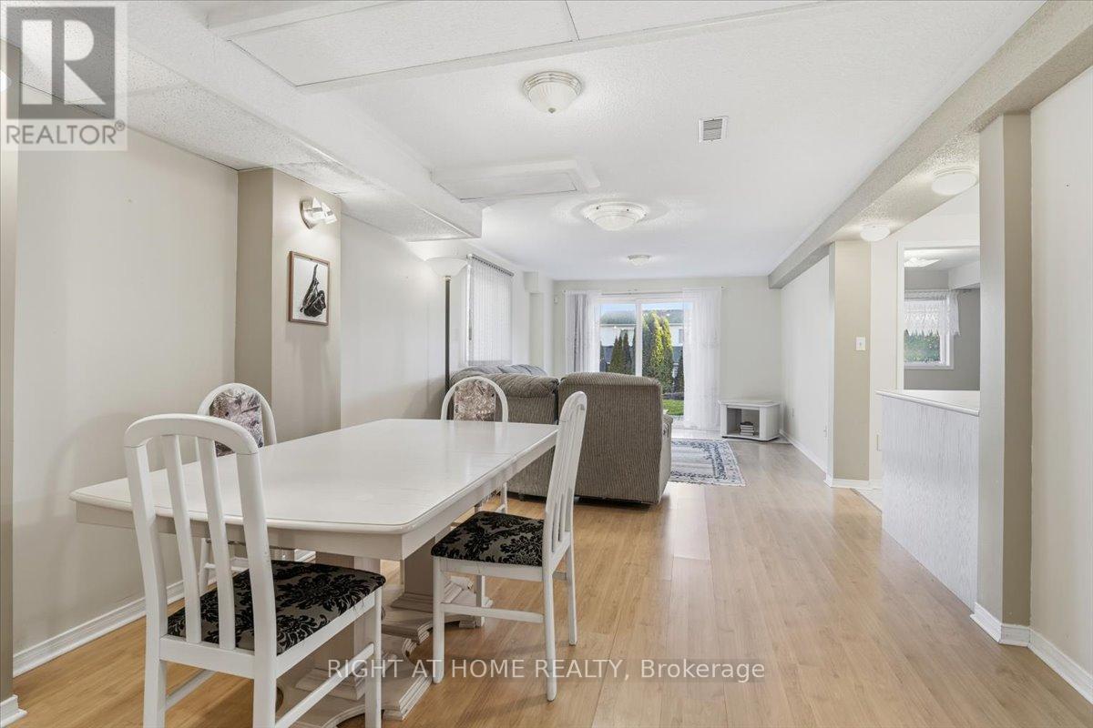 1349 Eagle Crescent, Peterborough (Monaghan Ward 2), Ontario  K9K 2K7 - Photo 12 - X12580860