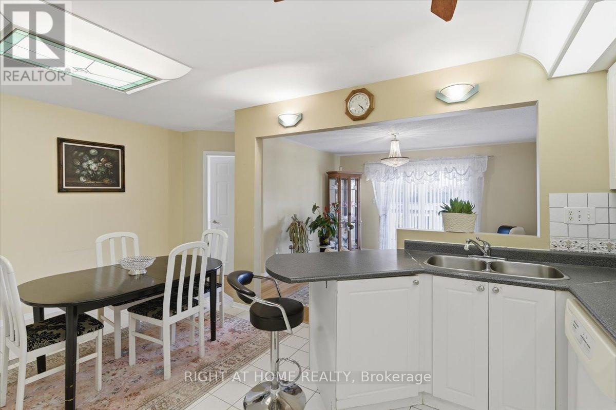 1349 Eagle Crescent, Peterborough (Monaghan Ward 2), Ontario  K9K 2K7 - Photo 6 - X12580860