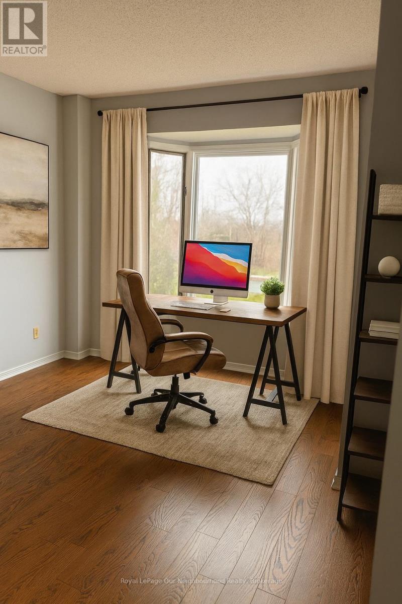 459 Laurie Avenue, Peterborough (Ashburnham Ward 4), Ontario  K9L 1X7 - Photo 2 - X12580944