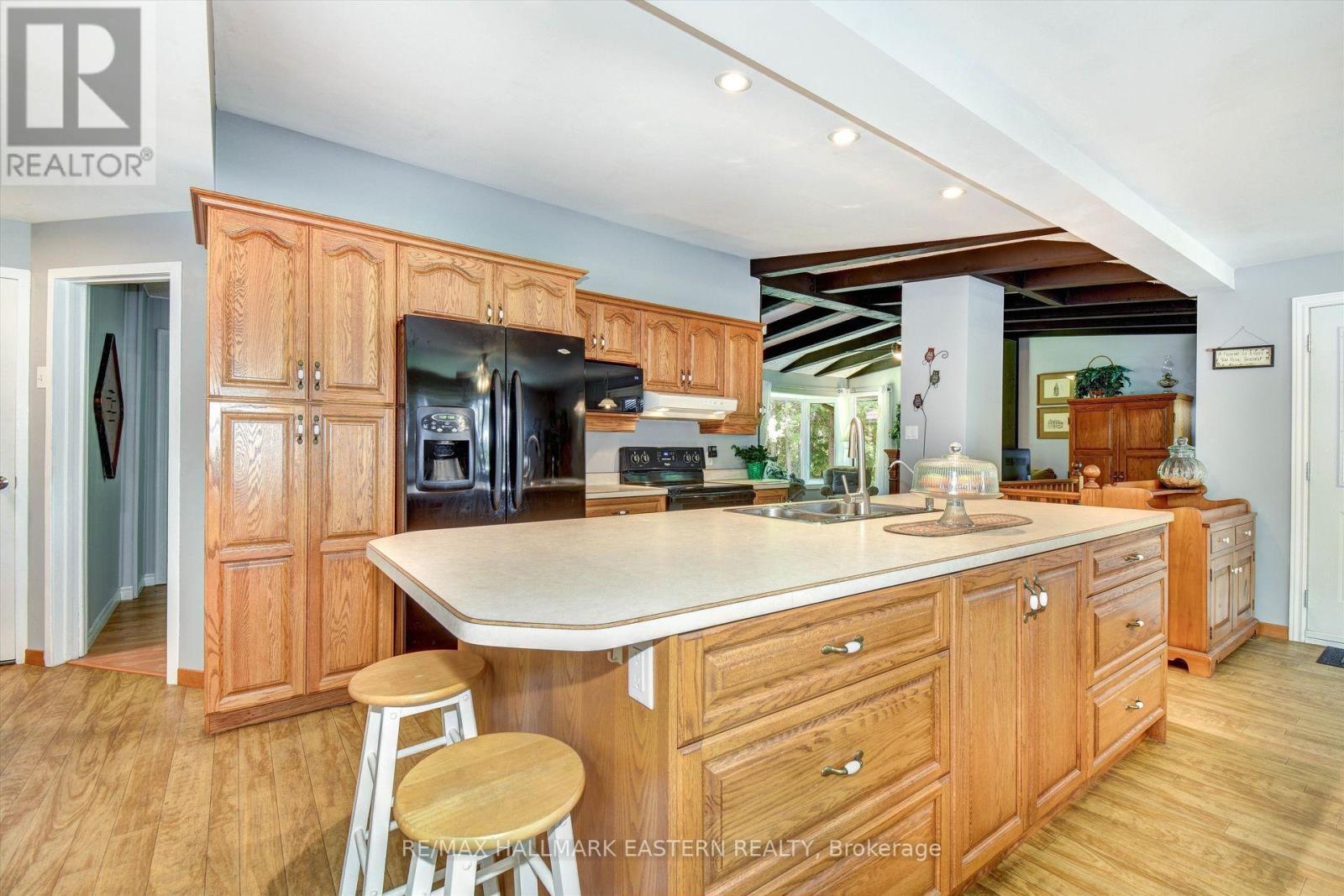 169 East Street, Selwyn, Ontario  K9J 0C5 - Photo 5 - X12581306