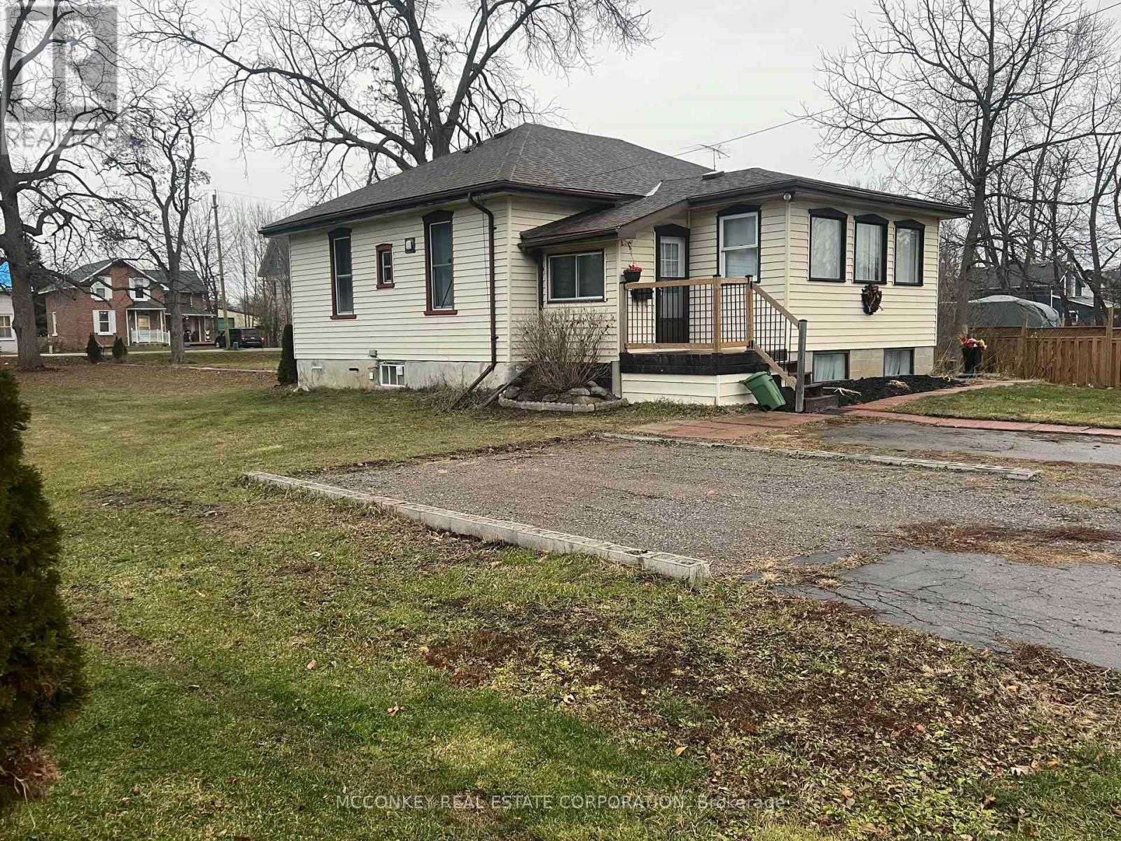 24 King Street W, Kawartha Lakes (Omemee), Ontario  K0L 2W0 - Photo 3 - X12581726