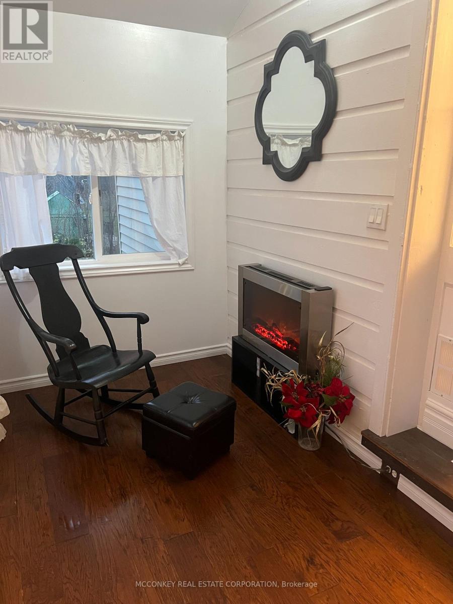 24 King Street W, Kawartha Lakes (Omemee), Ontario  K0L 2W0 - Photo 4 - X12581726