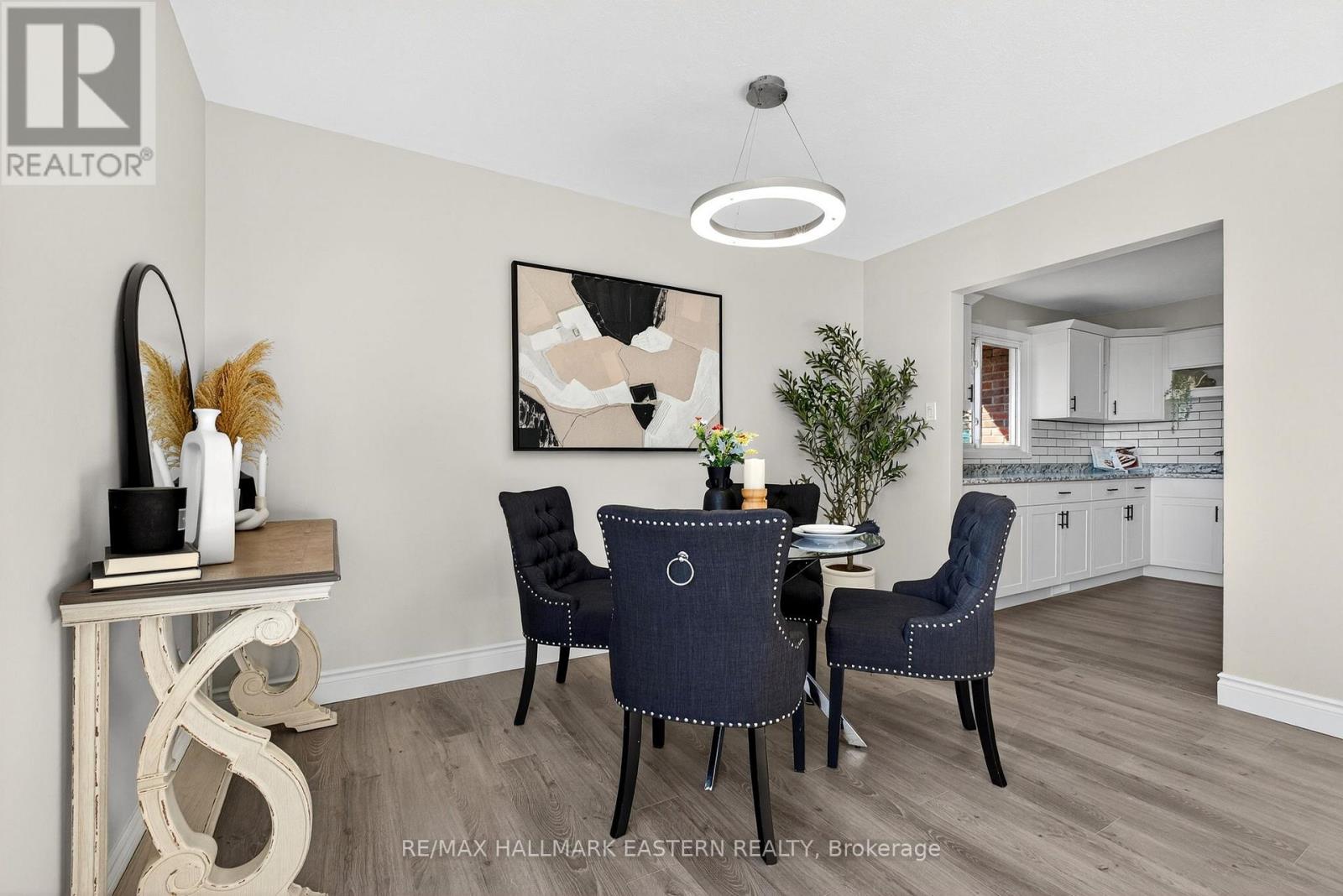 1628 Cherryhill Road, Peterborough (Monaghan Ward 2), Ontario  K9K 1A8 - Photo 12 - X12581988