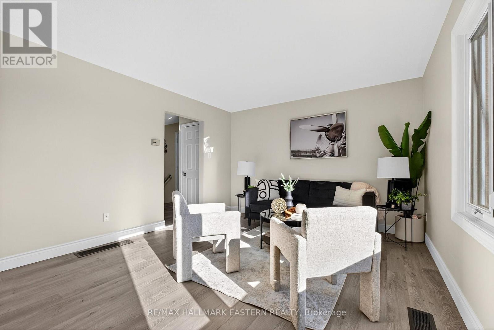 1628 Cherryhill Road, Peterborough (Monaghan Ward 2), Ontario  K9K 1A8 - Photo 13 - X12581988