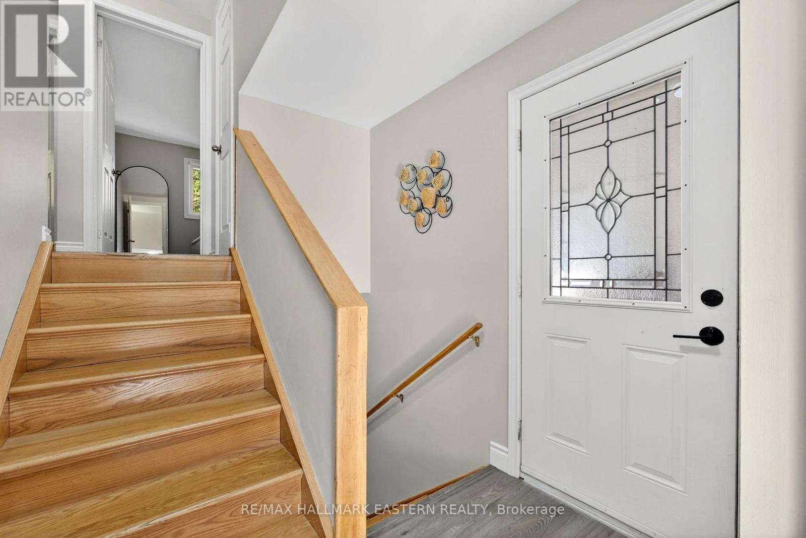 1628 Cherryhill Road, Peterborough (Monaghan Ward 2), Ontario  K9K 1A8 - Photo 8 - X12581988