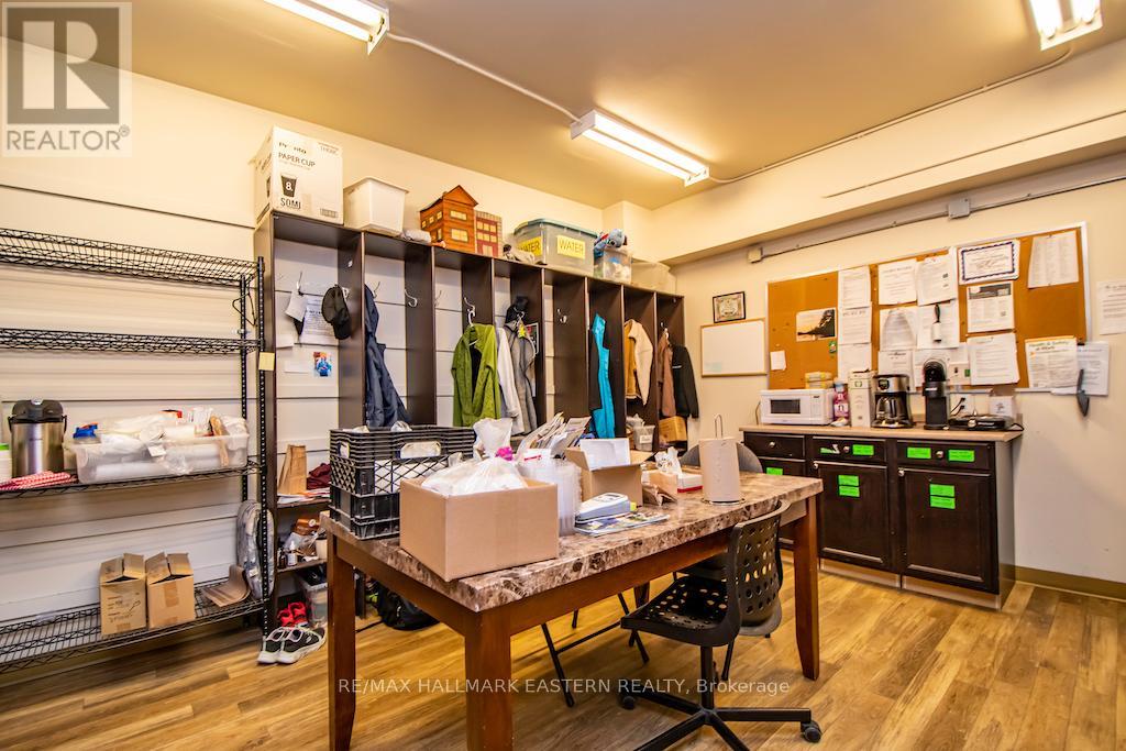 904 Water Street, Peterborough (Northcrest Ward 5), Ontario  K9H 3P3 - Photo 18 - X12582310