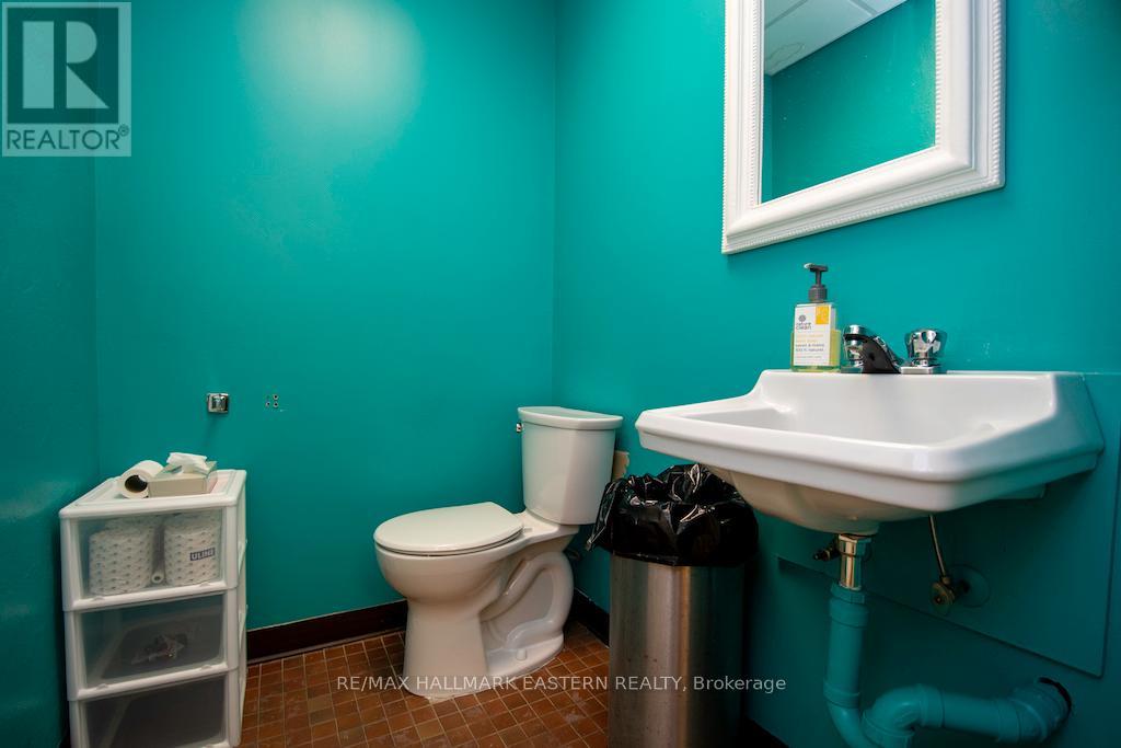 904 Water Street, Peterborough (Northcrest Ward 5), Ontario  K9H 3P3 - Photo 22 - X12582310