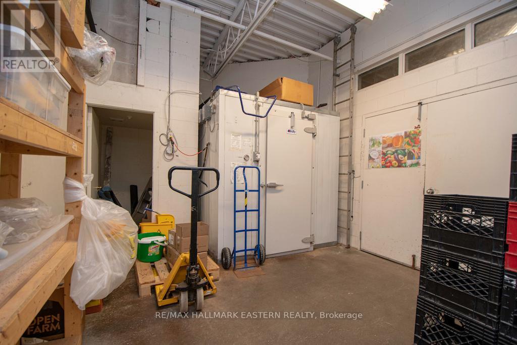 904 Water Street, Peterborough (Northcrest Ward 5), Ontario  K9H 3P3 - Photo 28 - X12582310