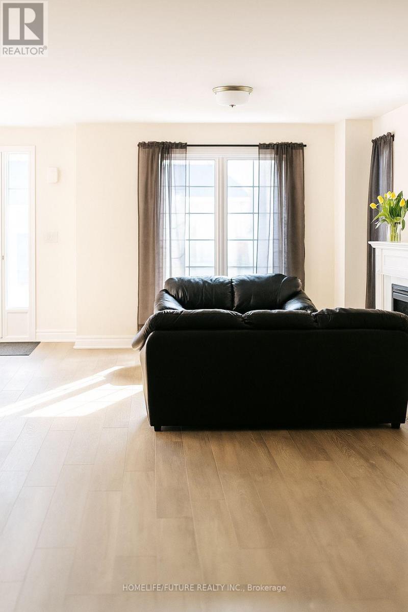 1091 Rippingale Trail, Peterborough (Northcrest Ward 5), Ontario  K9H 0J2 - Photo 2 - X12582022