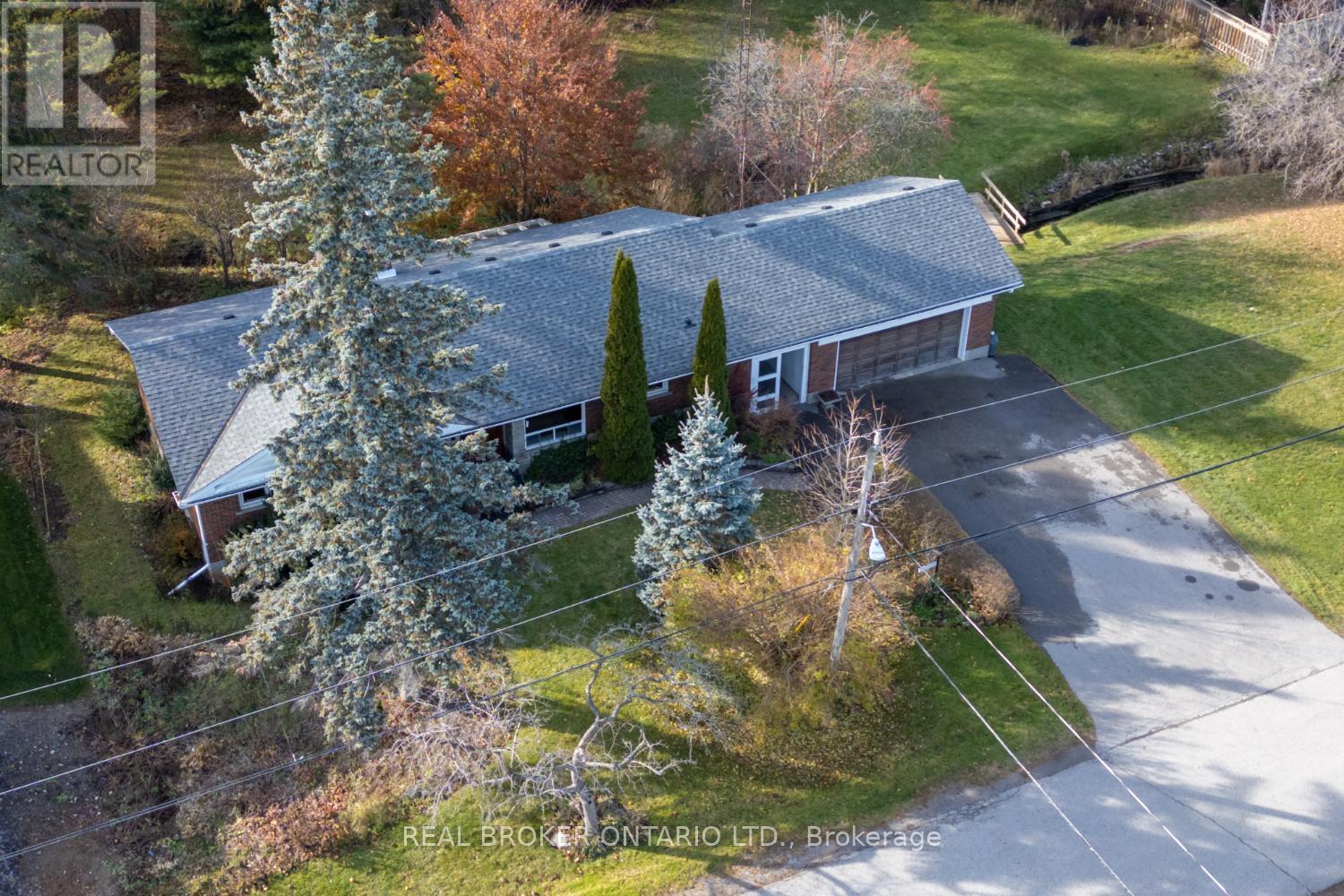 276 Mill Street N, Clarington (Newcastle), Ontario  L1B 1J3 - Photo 1 - E12582430