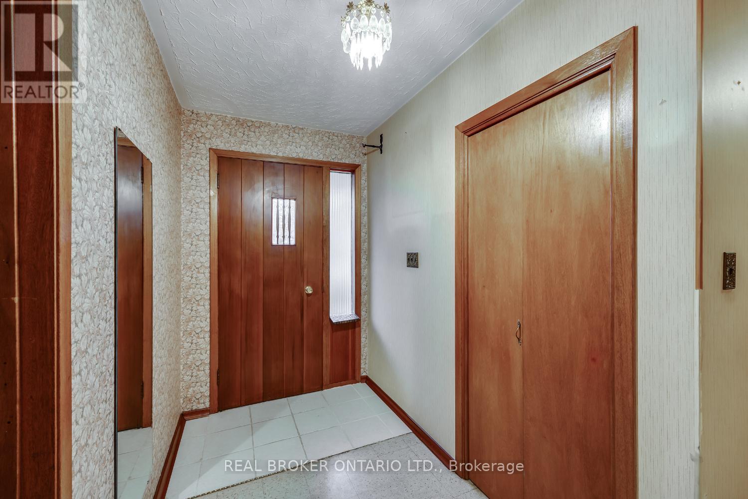 276 Mill Street N, Clarington (Newcastle), Ontario  L1B 1J3 - Photo 12 - E12582430