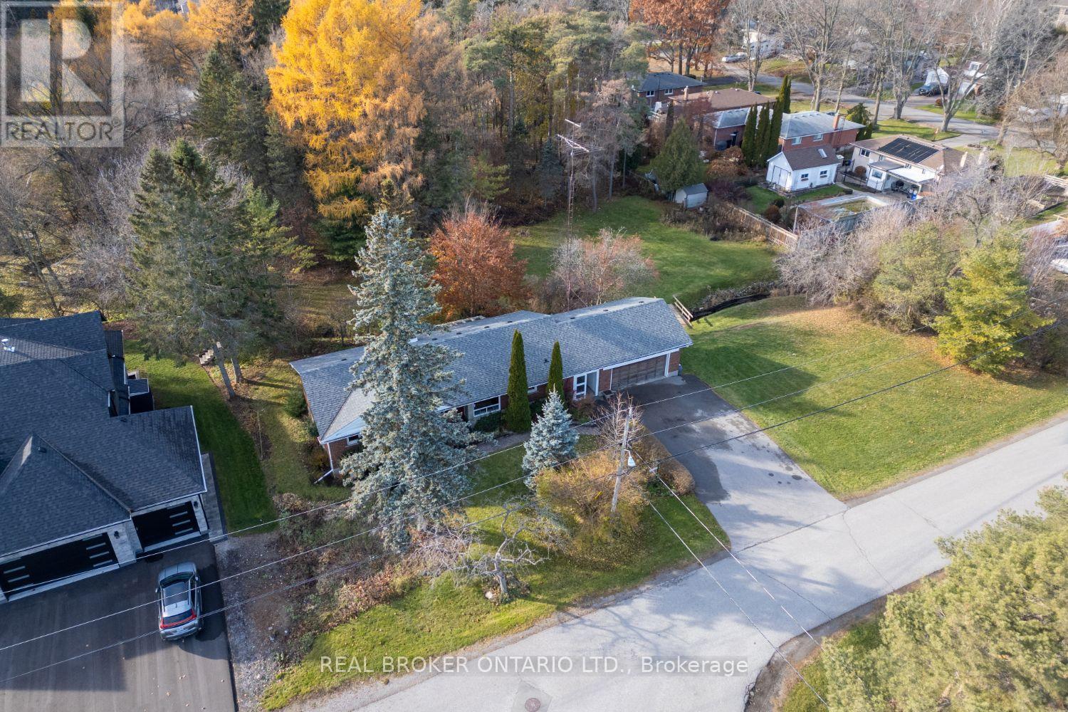 276 Mill Street N, Clarington (Newcastle), Ontario  L1B 1J3 - Photo 2 - E12582430