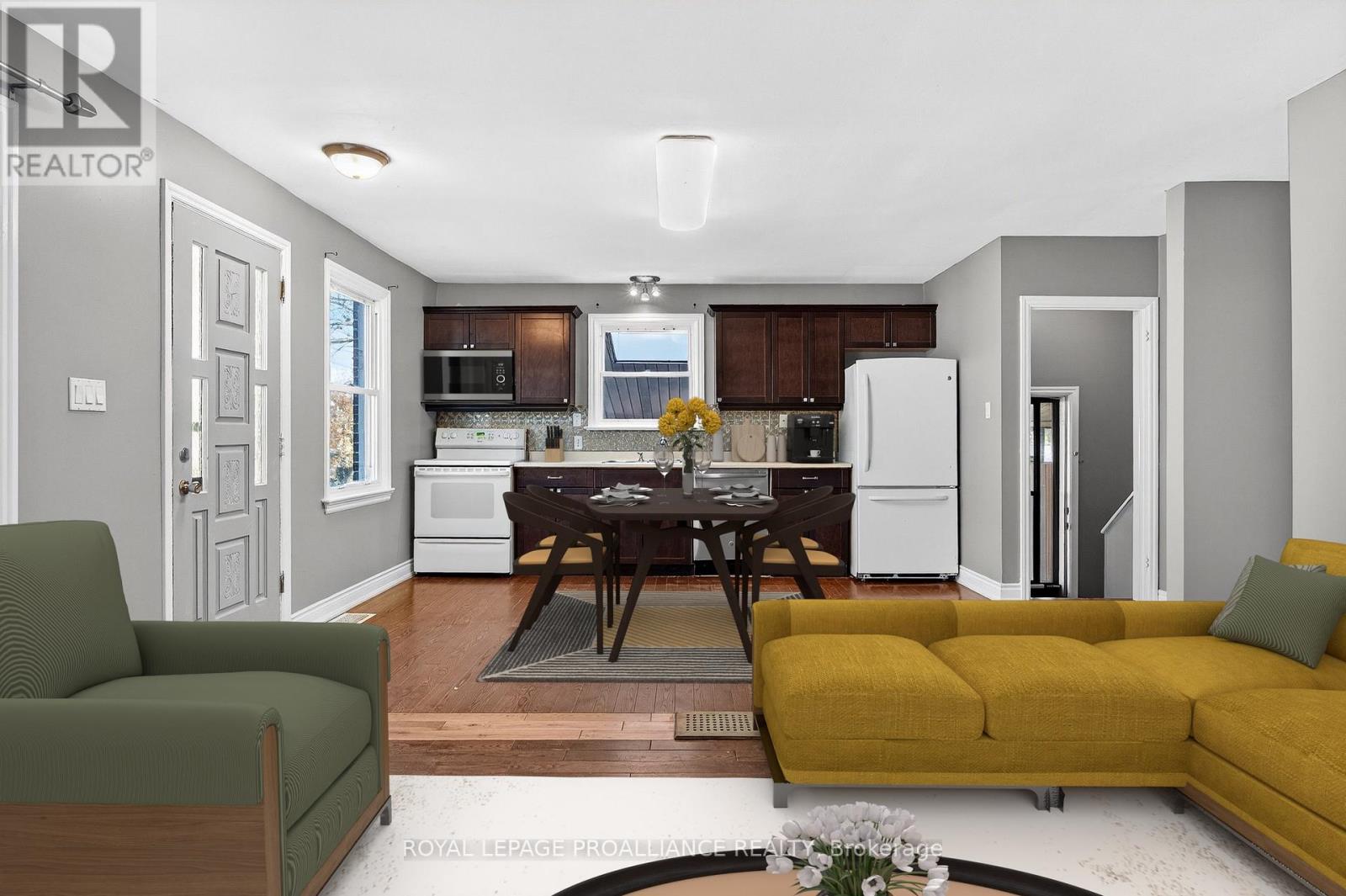 543 Howden Street, Peterborough (Otonabee Ward 1), Ontario  K9J 4B4 - Photo 11 - X12582344