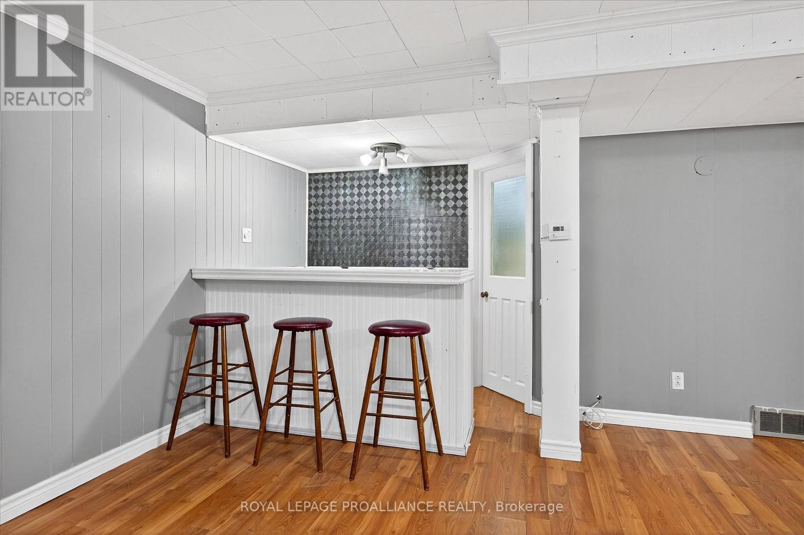 543 Howden Street, Peterborough (Otonabee Ward 1), Ontario  K9J 4B4 - Photo 34 - X12582344