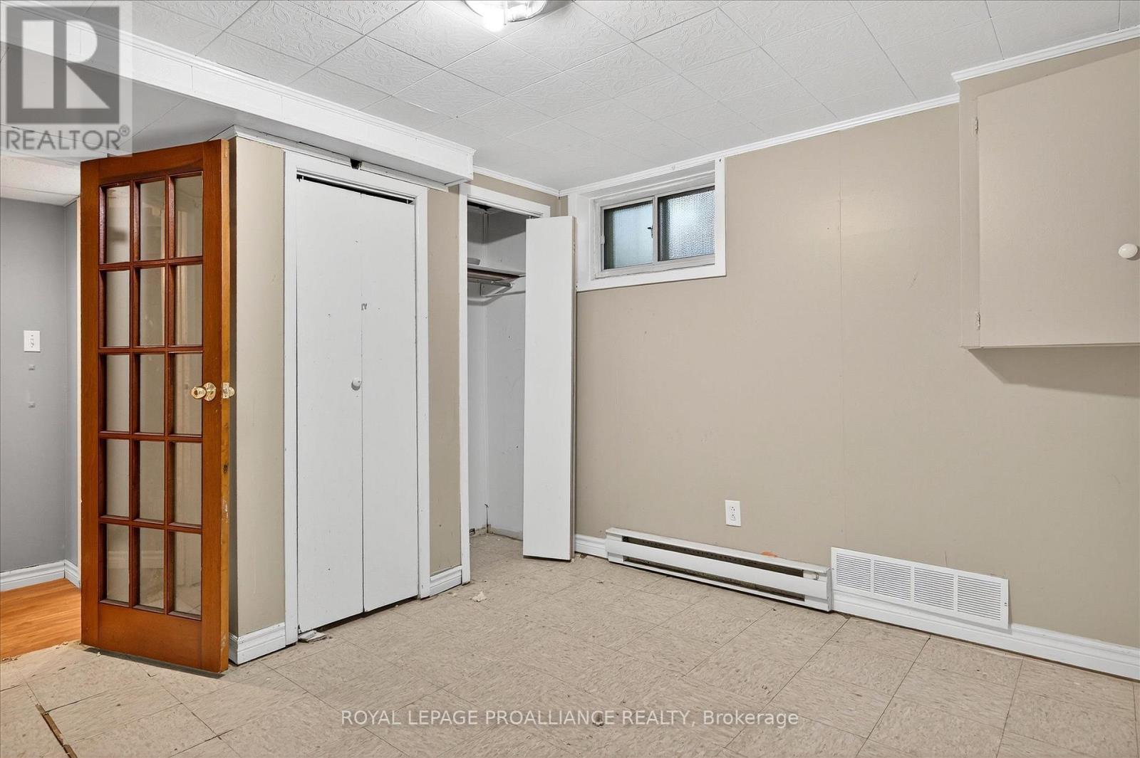 543 Howden Street, Peterborough (Otonabee Ward 1), Ontario  K9J 4B4 - Photo 37 - X12582344